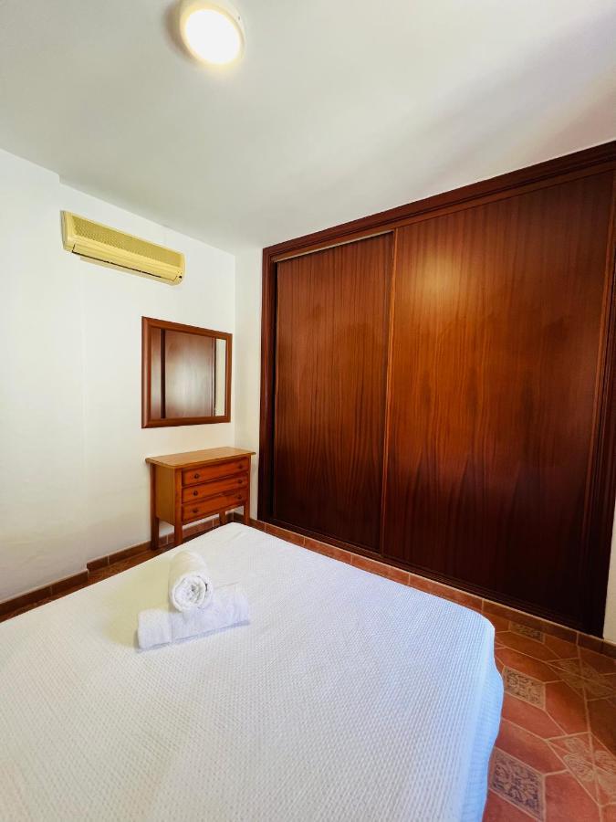 Appartement Apartamento San Basilio à Cordoue Extérieur photo