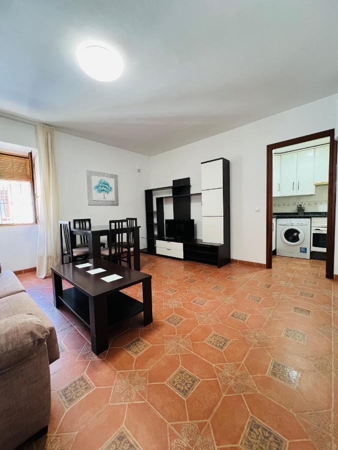 Appartement Apartamento San Basilio à Cordoue Extérieur photo