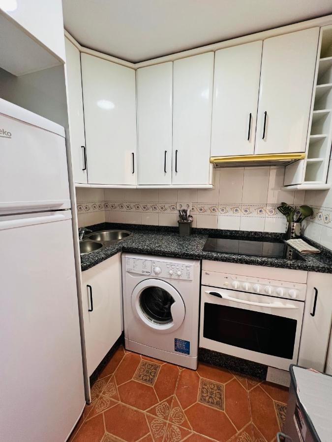 Appartement Apartamento San Basilio à Cordoue Extérieur photo