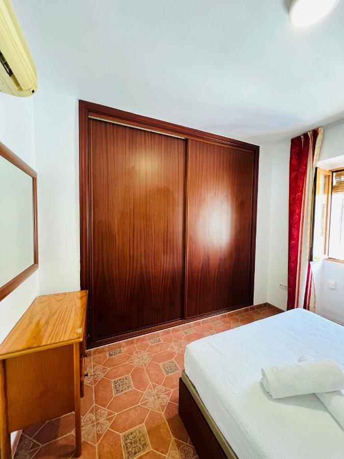 Appartement Apartamento San Basilio à Cordoue Extérieur photo